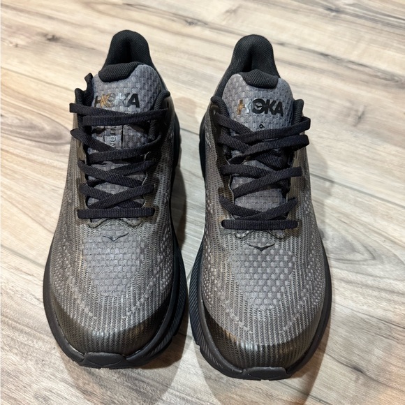 HOKA! - Picture 5 of 6